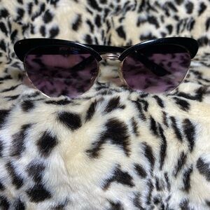 Betsey Johnson Cat Eye Sunglasses Black Frame Purple Tinted Lens Pre-Owned
